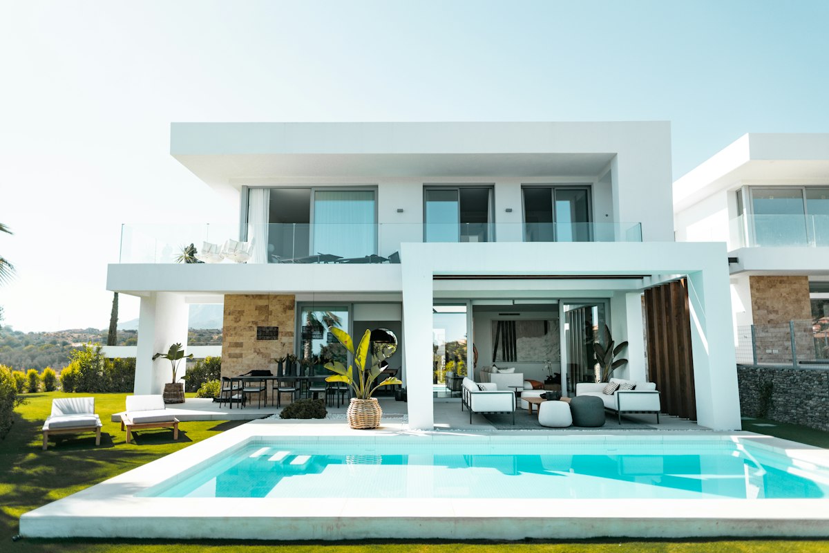 Grand Atrium Estate